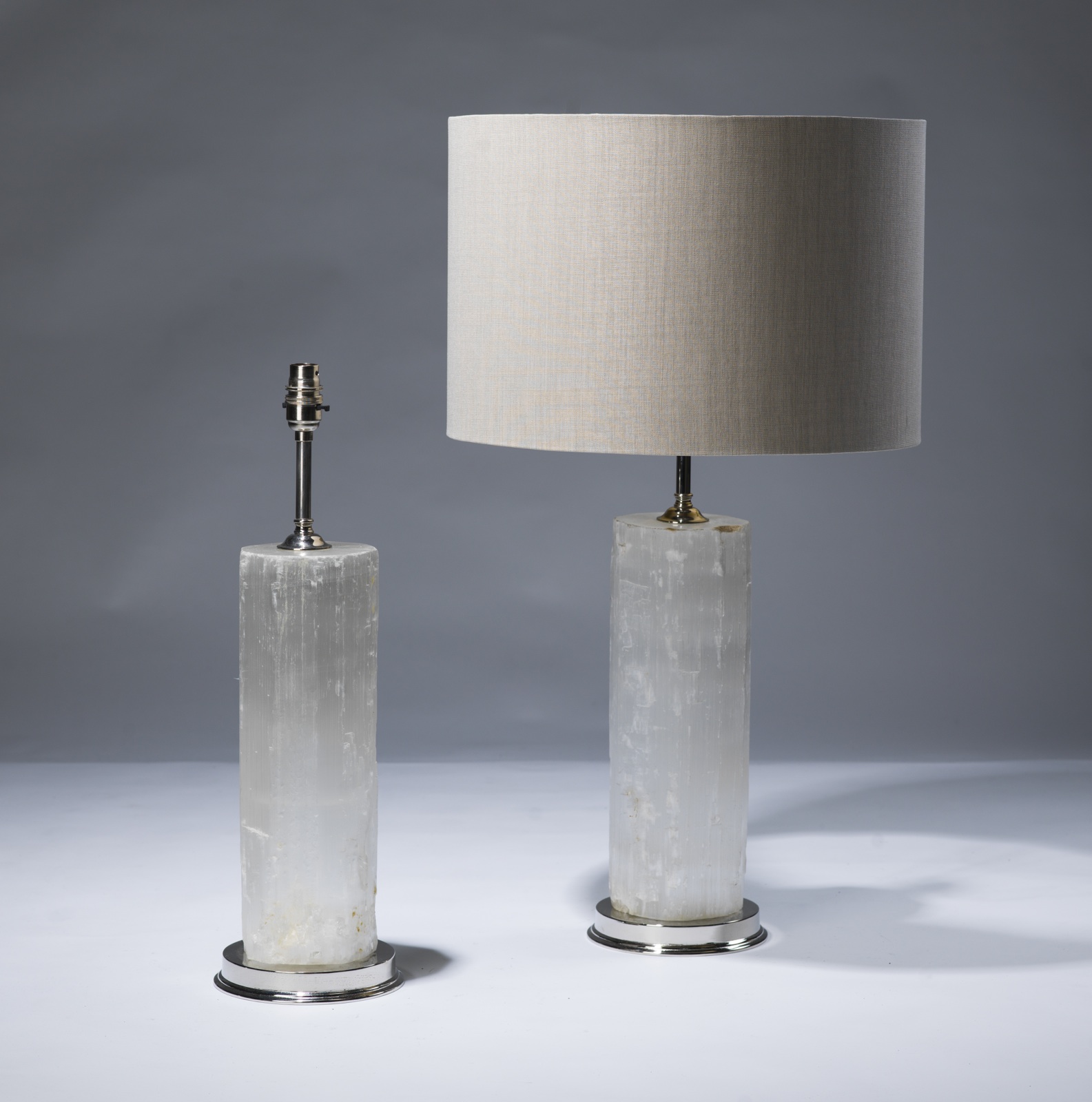 Pair Of Large Clear Selenite Lamps On Nickel Bases T3073 Tyson Pair Of Large Clear Selenite Lamps On Nickel Bases