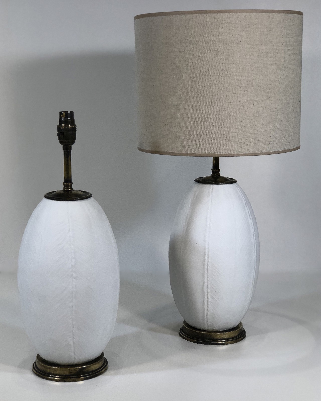 Small White Ceramic Feather Pattern Lamps T5038 Tyson London Decorative Lighting And Furniture