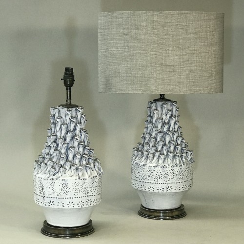 Pair Of Medium White Folksy Ceramic Lamps On Antique Brass Bases
