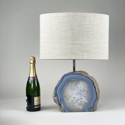 Single Medium Agate Lamp With Antique Brass Base