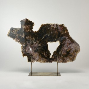 Brown Massive Agate on Antique Brass Stand (T6060)