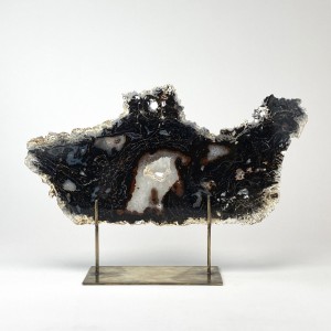 Black Massive Agate on Antique Brass Stand (T6088)